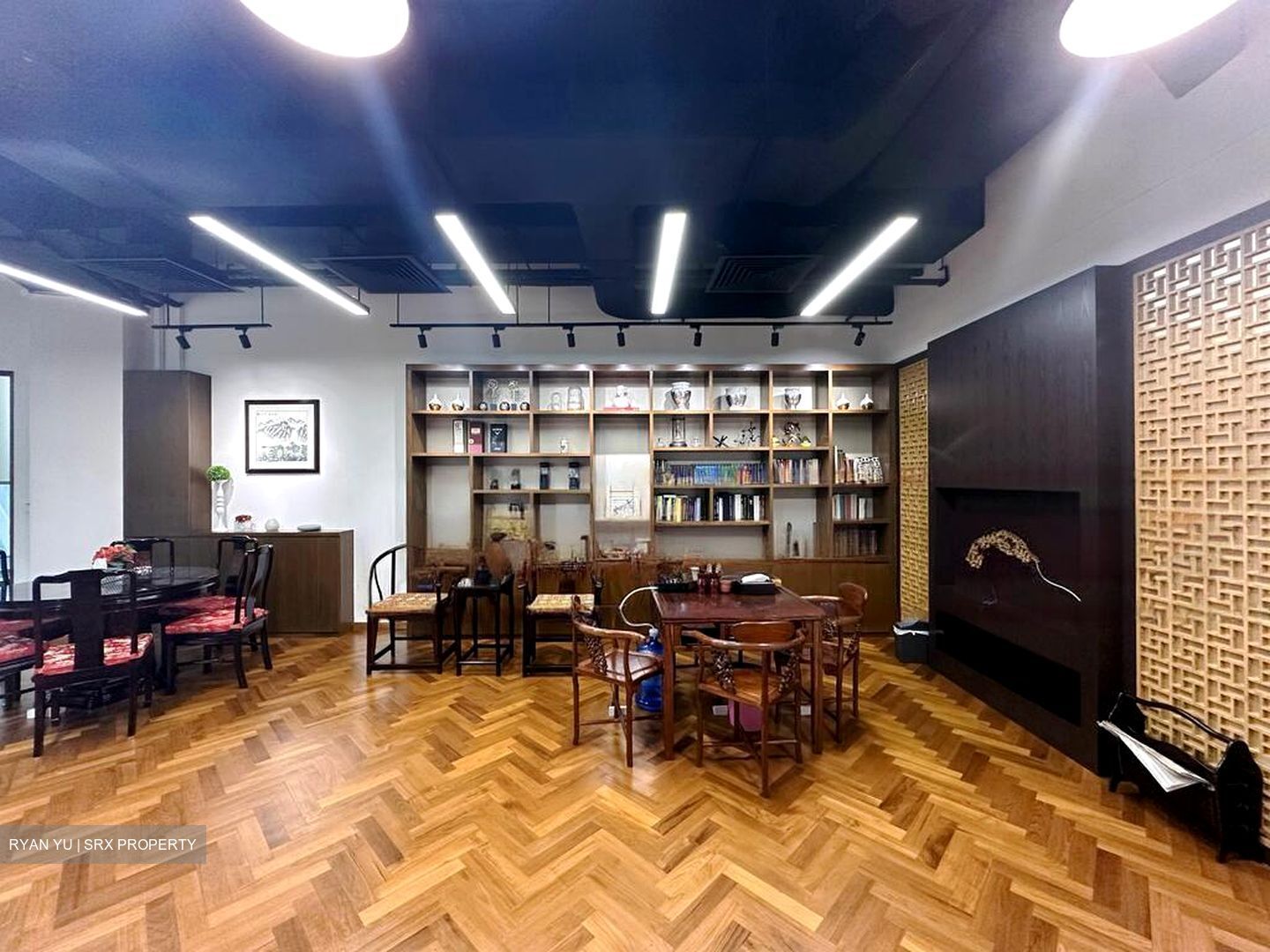 PLUS (D1), Office #456554731